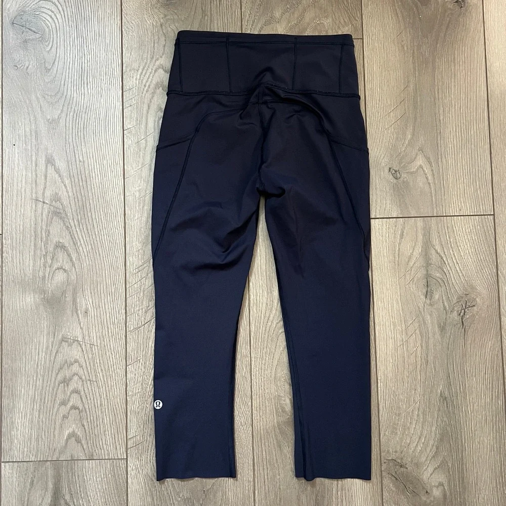 Lululemon Fast and Free High Rise Crop 19 Nulux Navy Blue Running Leggings 4